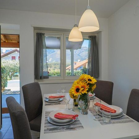 Residence Girasole Casa Rossa A Colico Exterior photo
