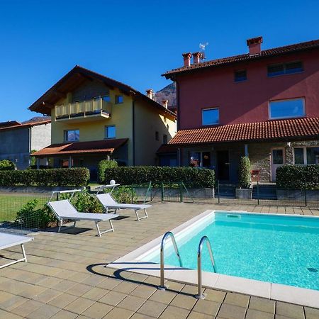 Residence Girasole Casa Rossa A Colico Exterior photo