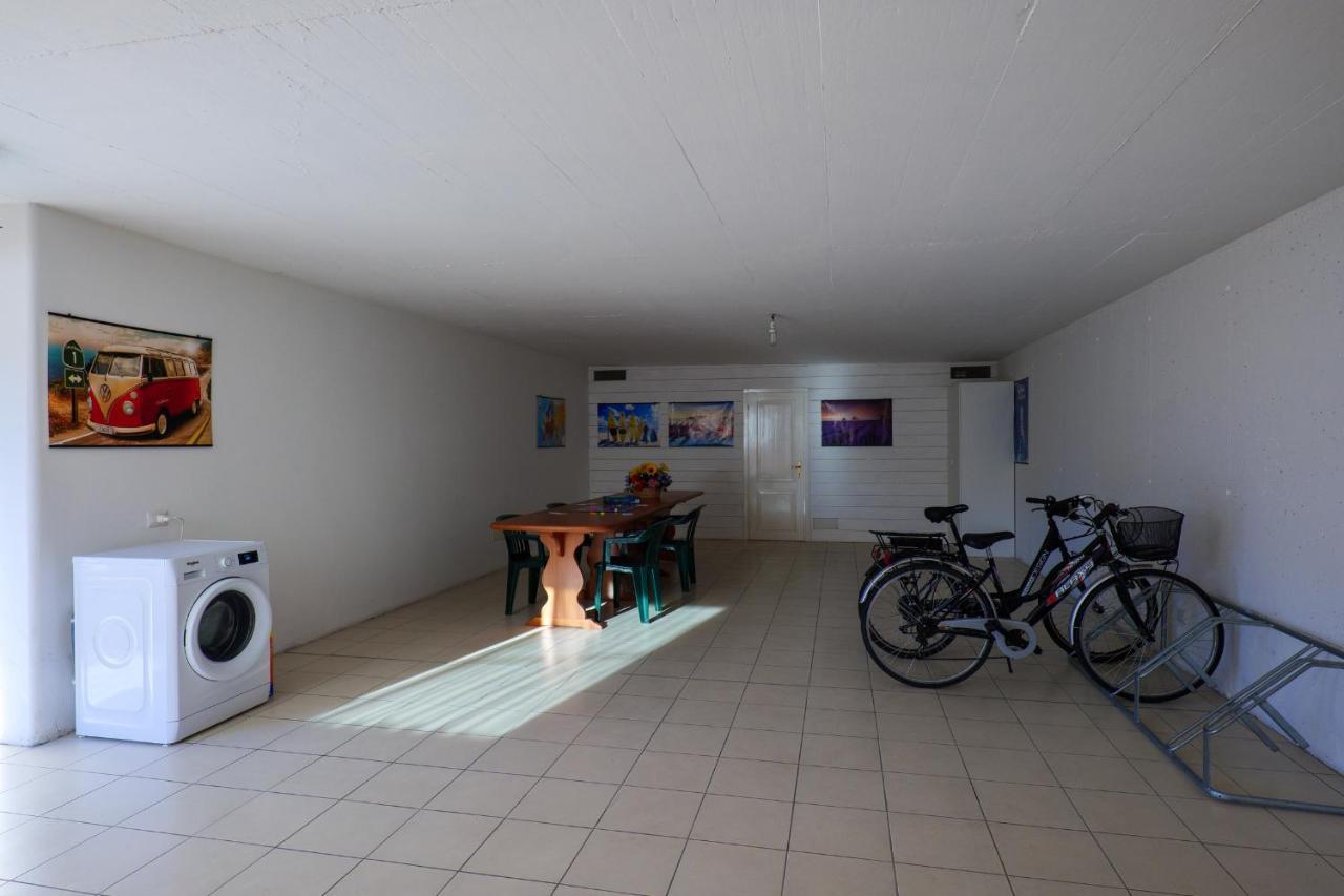 Residence Girasole Casa Rossa A Colico Exterior photo